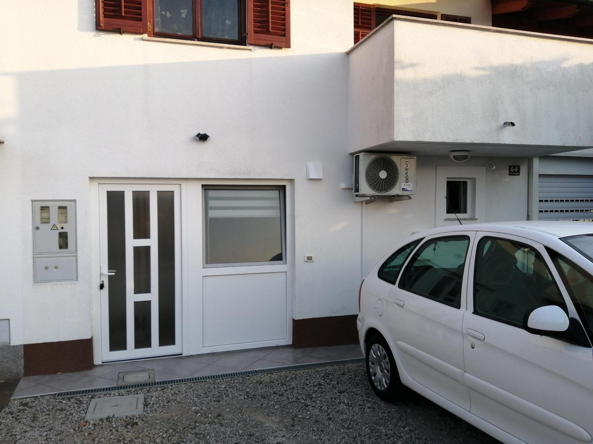 Apartma Figa *